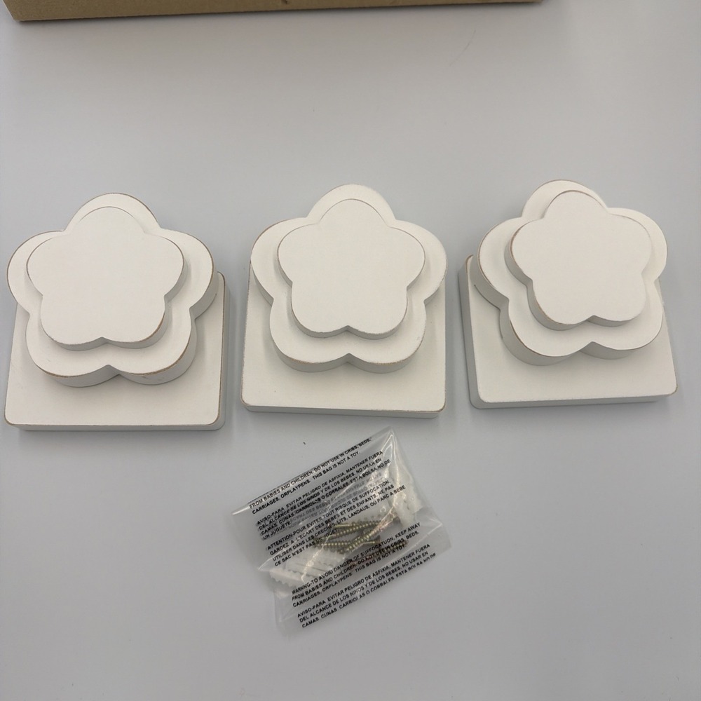 Pottery Barn Flower Quilt Clips